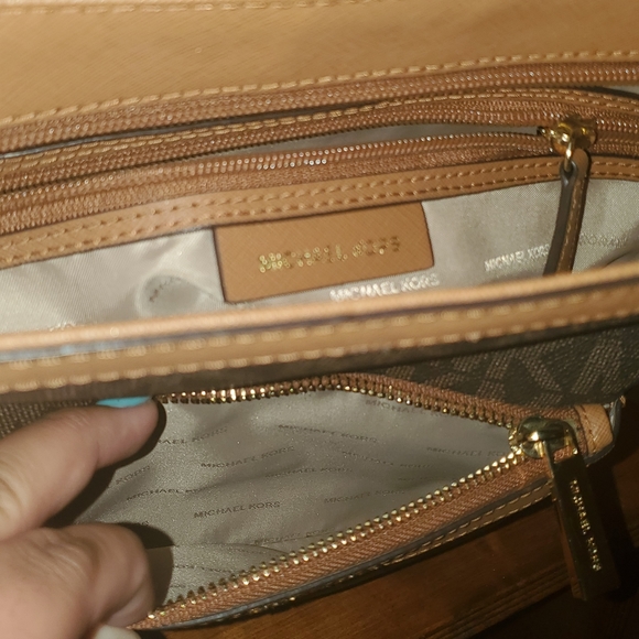 SOLD - Picture 7 of 8